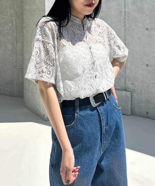 PAGEBOY(ページボーイ)の「WEB限定アイテム/レースバンドカラーシャツ(シャツ/ブラウス・レディース・ブラック/チャコールグレー/オフホワイト/グリーン系その他/ネイビー/アイボリー/グレイッシュベージュ/レッド・FREE)」の12枚目の写真