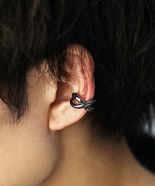 リヴァイ リングカフ OFF THE WALL LIBERTY BARBED WIRE RING / XR-036 – BLESS