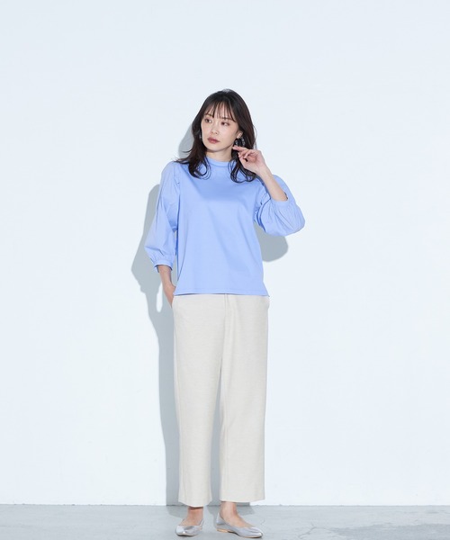 A/C DESIGN BY ALPHA CUBIC(エーシーデザインバイアルファキュービック)の「【接触冷感】ボリュームスリーブプルオーバー(Tシャツ/カットソー・レディース・ブラック/サックスブルー/オフホワイト・M/L)」の11枚目の写真