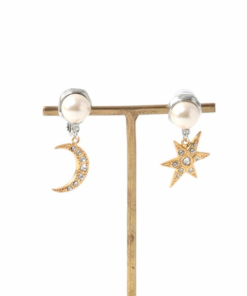 ADER(アデル)の「ADER / MOON STAR bi color pearl earing(ムーンスターモチーフバイカラーイヤリング)(イヤリング・レディース・その他・FREE)」の3枚目の写真