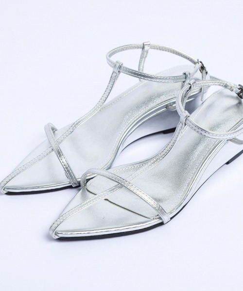 La-gemme（ラジェム）の「クロスストラップサンダル（サンダル・レディース・ゴールド/ベージュ/ブラック/シルバー・35/36/37/38/39）」の20枚目の写真