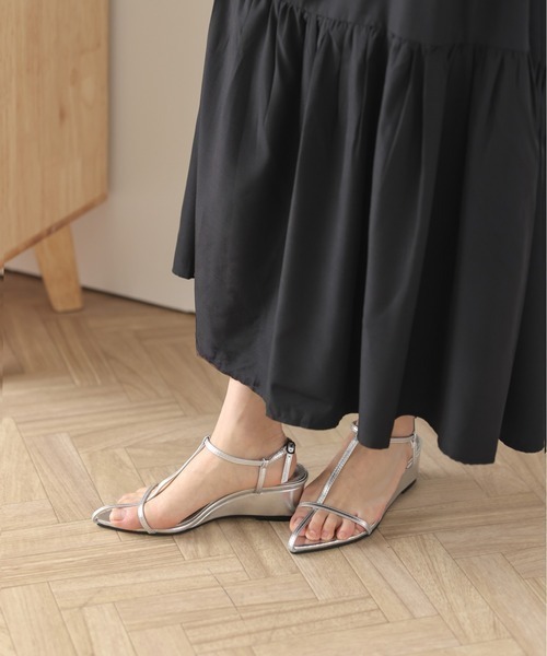 La-gemme（ラジェム）の「クロスストラップサンダル（サンダル・レディース・ゴールド/ベージュ/ブラック/シルバー・35/36/37/38/39）」の11枚目の写真