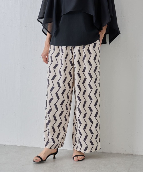 BEARDSLEY（ビアズリー）の「幾何プリント イージーパンツ（その他パンツ・レディース・グレー・FREE）」の5枚目の写真