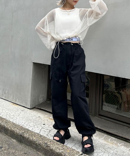 INGNI(イング)の「裾ドロストメッシュプルオーバー/A(その他トップス・レディース・アイボリー/ブラック・M)」の9枚目の写真