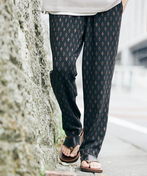 JOURNAL STANDARD relume（ジャーナルスタンダード　レリューム）の「ダイヤリーフ ジャガードジャージーパンツ（その他パンツ・メンズ・ブラック/ボルドー・MEDIUM/LARGE/SMALL）」の17枚目の写真