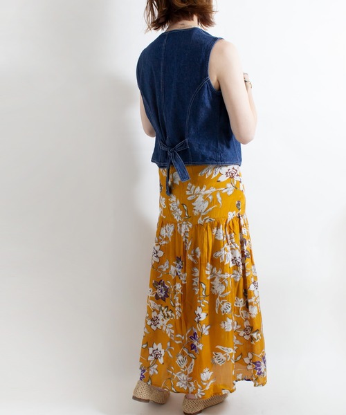 ALL ORDINARIES(オールオーディナリーズ)の「モダールサテン花柄スカート(スカート・レディース・イエロー・M)」の3枚目の写真