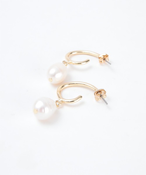 titivate（ティティベイト）の「ﾊﾟｰﾙﾌｰﾌﾟﾋﾟｱｽ（ピアス（両耳用）・レディース・シルバー/ゴールド・FREE）」の4枚目の写真