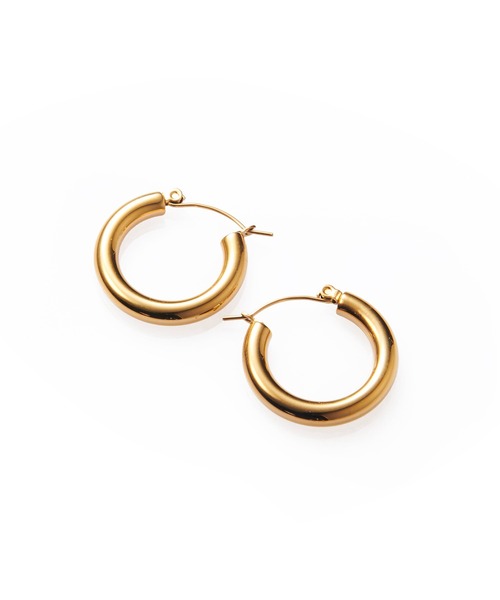 CENE（セネ）の「【CENE】セネ/ボリュームフープピアス（ピアス（両耳用）・レディース・ゴールド/シルバー・FREE）」の3枚目の写真