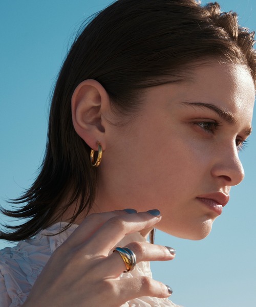 CENE（セネ）の「【CENE】セネ/ボリュームフープピアス（ピアス（両耳用）・レディース・ゴールド/シルバー・FREE）」の7枚目の写真