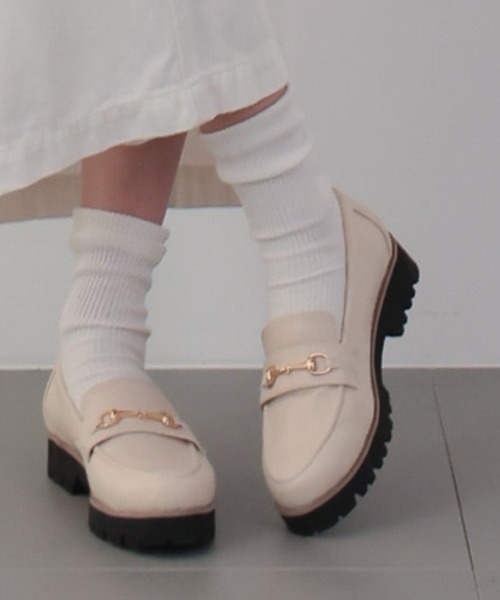 saloon(サルーン)の「SALOON(サルーン)/《再入荷・新色登場》ビットローファー(ローファー・レディース・ブラック系その他/ブラウン/ブラック/アイボリー/ブラウン系その他・M/L)」の2枚目の写真