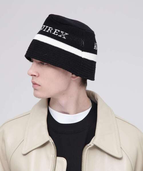 AVIREX（アヴィレックス）の「KNIT BUCKET HAT/ニットバケットハット（ハット・メンズ・ホワイト/ブラック・F）」の7枚目の写真