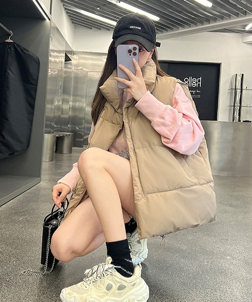 SHEPP(シープ)の「スタンドネック中綿ベスト(ダウンベスト・レディース・ベージュ/ブラック/ホワイト・M/XL/XXL/L)」の3枚目の写真