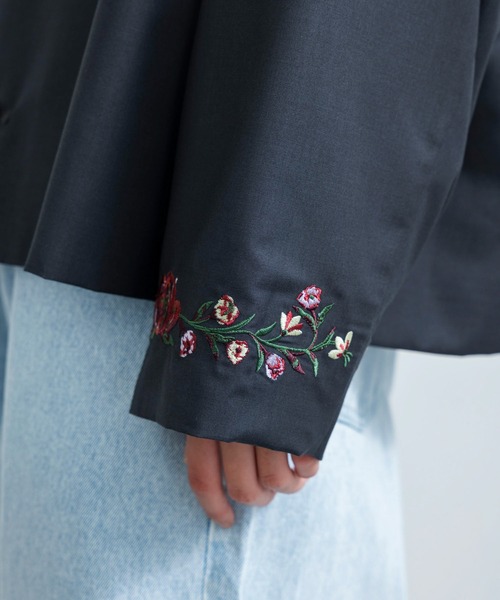 JUNRED(ジュンレッド)の「レトロフラワーデコブルゾン(ブルゾン・メンズ・オフホワイト/チャコールグレー/ブラック・L/M/S)」の16枚目の写真