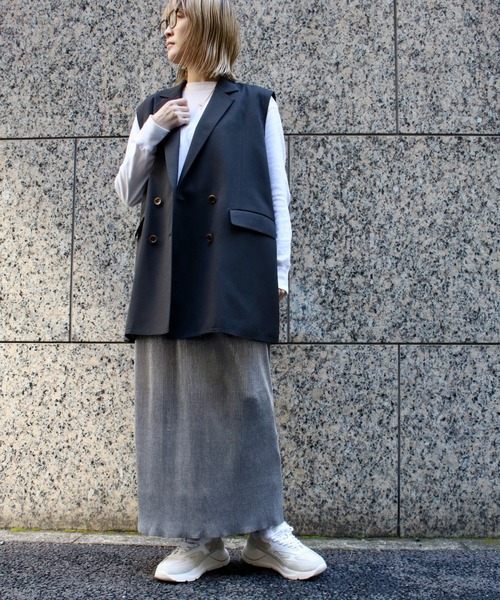 HERENCIA（ヘレンチア）の「【HERENCIA】テイラードダブルジレ（ベスト・レディース・ブラック/ベージュ・FREE）」の5枚目の写真