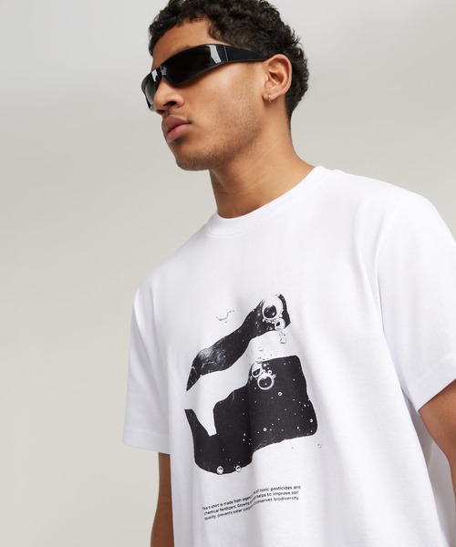 G-STAR（ジースター）の「WATER BURGER LOOSE T-SHIRT/ルーズグラフィックプリントロゴT（Tシャツ/カットソー・メンズ・ホワイト/ダークブラック・X-LARGE/SMALL/MEDIUM/LARGE/X-SMALL）」の2枚目の写真