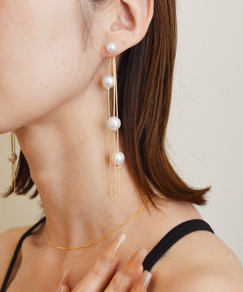 styiro(スタイロ)の「ニッケルフリー 2way パール・メタルパールピアス(ピアス(両耳用)・レディース・シルバー/ゴールド/ホワイト系その他・FREE)」の1枚目の写真