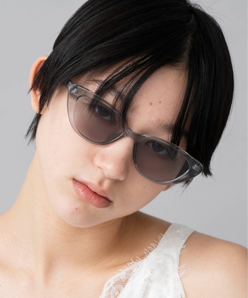 Casselini(キャセリーニ)の「Casselini(キャセリーニ)キャッツアイサングラス(サングラス・レディース・グレー/クリーム/ブラック・FREE)」の1枚目の写真