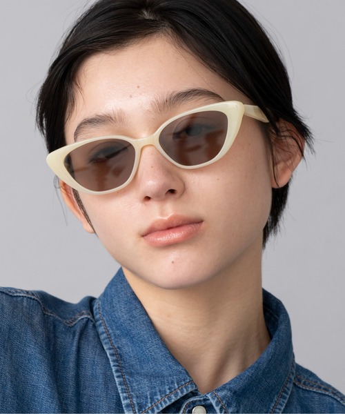 Casselini(キャセリーニ)の「Casselini(キャセリーニ)キャッツアイサングラス(サングラス・レディース・グレー/クリーム/ブラック・FREE)」の3枚目の写真