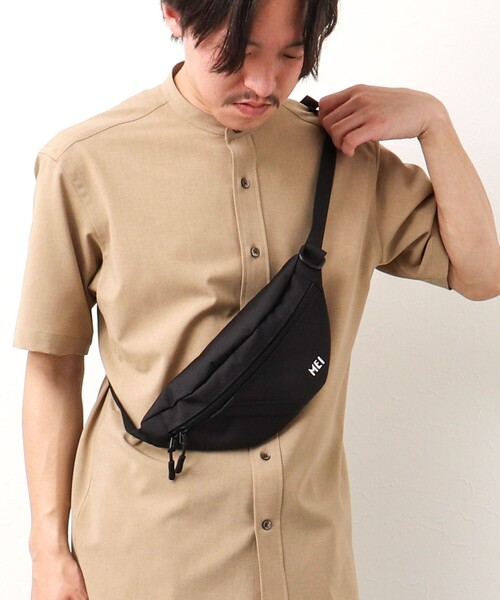 MEI（メイ）の「【MEI/メイ】BOTTOMLINE S 241001 ミニショルダーバッグ（ショルダーバッグ・メンズ・ブラック/ネイビー・FREE）」の2枚目の写真