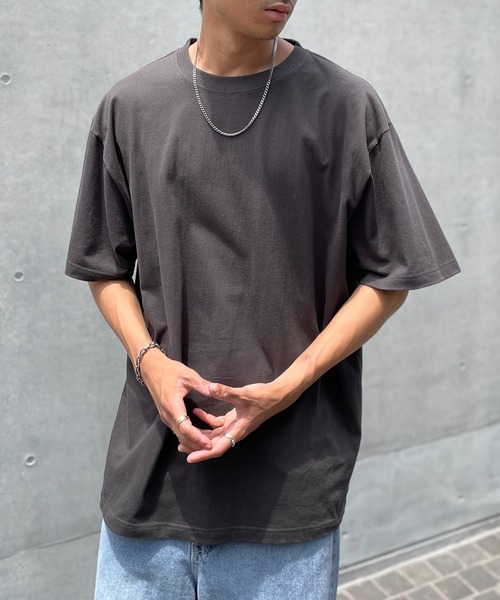 United Athle(ユナイテッドアスレ)の「嬉しいXXL・XXXL展開!こなれる定番Tシャツに!【United Athle】5.6オンス ハイクオリティーTシャツ 半袖無地T 5001(Tシャツ/カットソー・メンズ・ベージュ/インディゴブルー/ラベンダー/オレンジ/ゴールド/ホワイト/ライトグリーン/バーガンディー/アイボリー/ブラック/グレイッシュベージュ/ライトブルー/ダークパープル/ピンクベージュ/ライトピンク/グレー/グレイッシュブルー/ピンク/ライトイエロー/レモンイエロー/ブラック系その他2/サックスブルー/オフホワイト/ブラック系その他3/チャコールグレー/ダークグリーン/ターコイズブルー/ネイビー系2/ライトグレー/グレー系1/グリーン/アクア/ダークネイビー/ネイビー系1/オートミール/ネイビー/ロイヤルブルー/パープル/イエロー/マスタード/レッド・XXL/XXXL)」の5枚目の写真