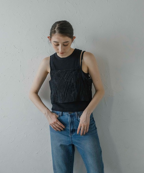 MINERTE(ミネルテ)の「【MINERTE】flower stitch bustier / フラワー刺繍シアービスチェ(キャミソール・レディース・アイボリー/ブラック・FREE)」の12枚目の写真