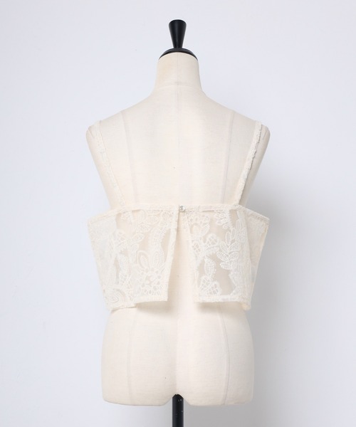 MINERTE(ミネルテ)の「【MINERTE】flower stitch bustier / フラワー刺繍シアービスチェ(キャミソール・レディース・アイボリー/ブラック・FREE)」の8枚目の写真