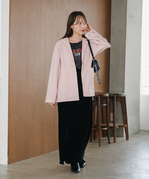 Kastane（カスタネ）の「*【前後2WAY/S.Lサイズ/5色展開】オフショルピグメントロゴTEE（Tシャツ/カットソー・レディース・ブルー/レッド/ブラック/ホワイト/ピンク・SMALL/LARGE）」の9枚目の写真