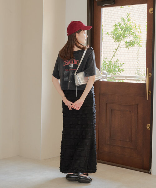 Kastane（カスタネ）の「*【前後2WAY/S.Lサイズ/5色展開】オフショルピグメントロゴTEE（Tシャツ/カットソー・レディース・ブルー/レッド/ブラック/ホワイト/ピンク・SMALL/LARGE）」の21枚目の写真