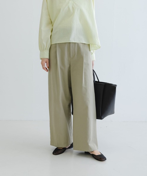 URBAN RESEARCH（アーバンリサーチ）の「チノワイドパンツ（その他パンツ・レディース・ナチュラル/ベージュ・36/38）」の4枚目の写真