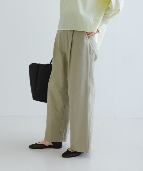 URBAN RESEARCH（アーバンリサーチ）の「チノワイドパンツ（その他パンツ・レディース・ナチュラル/ベージュ・36/38）」の5枚目の写真