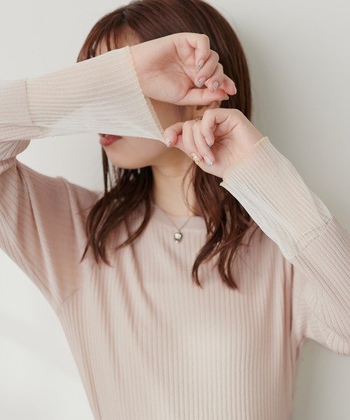 natural couture（ナチュラルクチュール）の「袖口シアーリブニット（ニット/セーター・レディース・ピンク系その他/グレイッシュベージュ/アイボリー/ブラック/ブルー系その他・FREE）」の2枚目の写真