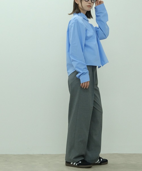 HEILIS(ヘイリス)の「クロップド丈ロングスリーブシャツ / 秋服 冬服 春服 ショート丈 長袖 短丈 レギュラーカラー 韓国 ノームコア ブルー オフホワイト イエロー レイヤード(シャツ/ブラウス・レディース・ブルー/ホワイト/イエロー・FREE)」の9枚目の写真