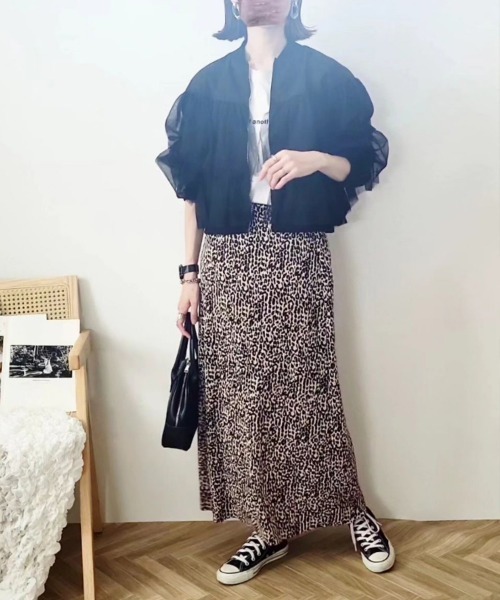 Lajour(ラジュール)の「日本製 ティアードチュールブルゾン(ブルゾン・レディース・グレー/オフホワイト/ブラック・フリー)」の21枚目の写真