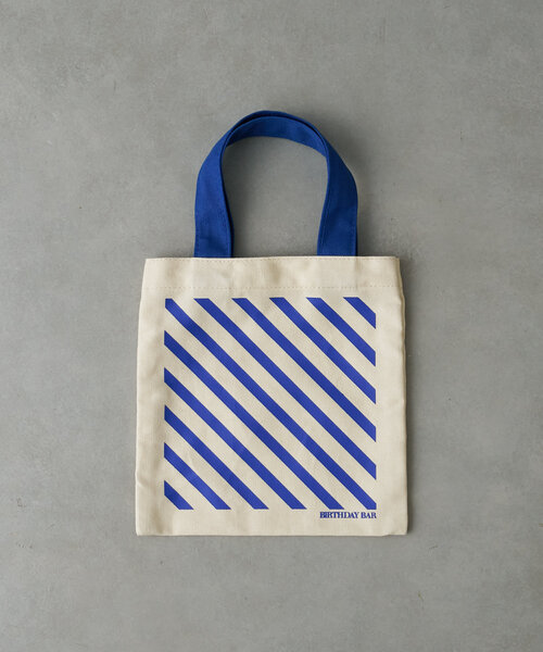 BIRTHDAY BAR（バースデイバー）の「MOTIF GEOMETRY　ミニスクエアフラットバッグ（トートバッグ・レディース・ネイビー/ピンク/オレンジ/アイボリー・0）」の7枚目の写真