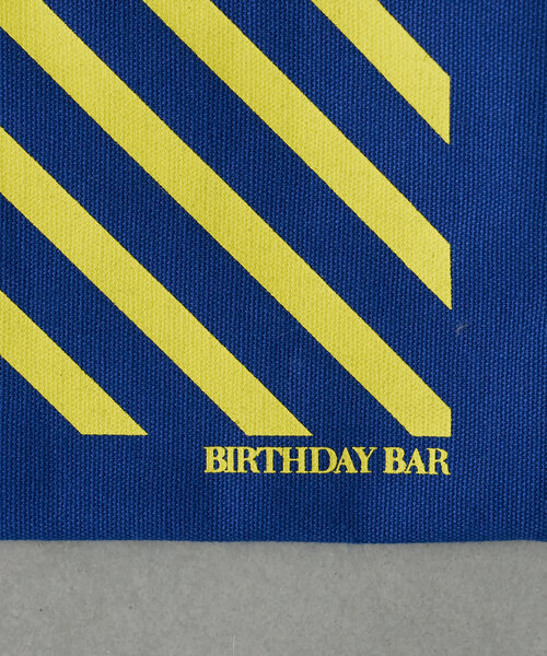 BIRTHDAY BAR（バースデイバー）の「MOTIF GEOMETRY　ミニスクエアフラットバッグ（トートバッグ・レディース・ネイビー/ピンク/オレンジ/アイボリー・0）」の13枚目の写真