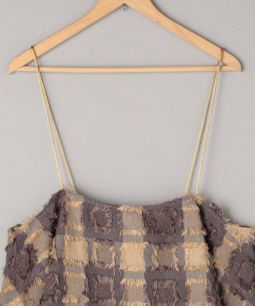 coen（コーエン）の「カットジャガードチェックキャミトップス（キャミソール・レディース・その他1/ブラック・FREE）」の5枚目の写真