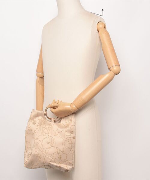 kaene(カエン)の「kaene/2wayクラッチバッグ(クラッチバッグ・レディース・ベージュ/グレー・FREE)」の6枚目の写真