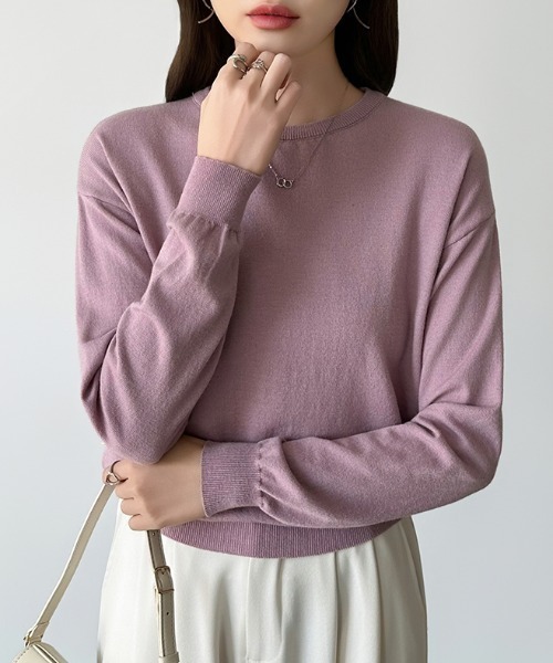 COCOMOMO（ココモモ）の「オンオフ着回せるきれいめニット クルーネックニット 長袖 ヤク風ニット ニット トップス オフィスカジュアル ジャケット合わせ 春服 秋服 冬服（ニット/セーター・レディース・ピンク/レッド/ホワイト/イエロー系/ネイビー/ベージュ/ライトブラウン/ブラック/テラコッタ/グリーン/グレー/ブラウン/パープル・FREE）」の21枚目の写真