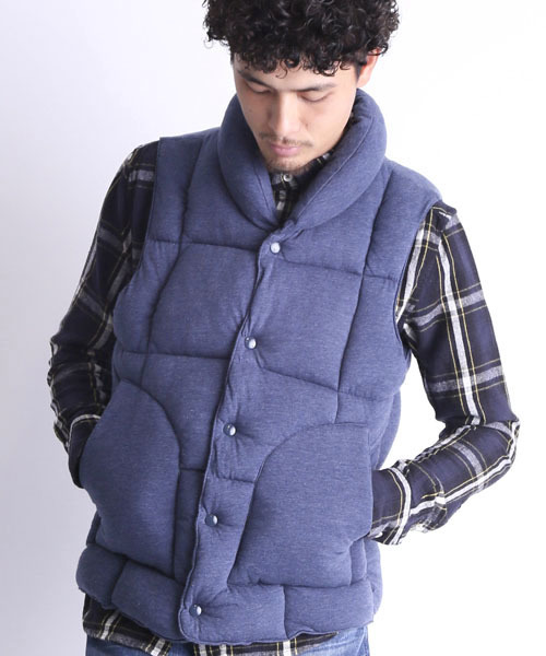 Denime（ドゥニーム）の「天竺起毛中綿ベスト（ダウンベスト・メンズ・グレー/ネイビー/オートミール/ブラック・MEDIUM/X-LARGE/LARGE）」の4枚目の写真