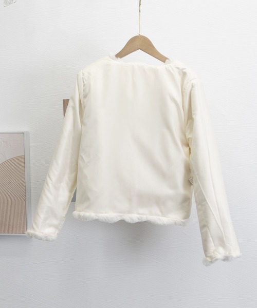 Miniministore(ミニミニストア)の「エコファーコートショートファージャケット(ノーカラーコート・レディース・アイボリー/ブラック・FREE)」の21枚目の写真