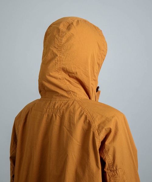 OMNIGOD（オムニゴッド）の「[OMNIGOD womens / オムニゴッド] ダウンプルーフ ミリタリーフーディー（マウンテンパーカー・レディース・オリーブ/イエロー/ベージュ・0）」の7枚目の写真