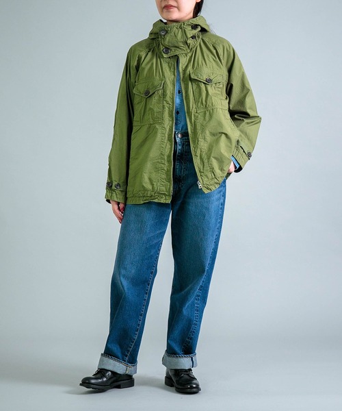 OMNIGOD（オムニゴッド）の「[OMNIGOD womens / オムニゴッド] ダウンプルーフ ミリタリーフーディー（マウンテンパーカー・レディース・オリーブ/イエロー/ベージュ・0）」の16枚目の写真