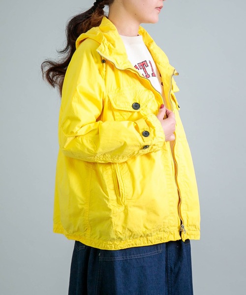 OMNIGOD（オムニゴッド）の「[OMNIGOD womens / オムニゴッド] ダウンプルーフ ミリタリーフーディー（マウンテンパーカー・レディース・オリーブ/イエロー/ベージュ・0）」の11枚目の写真