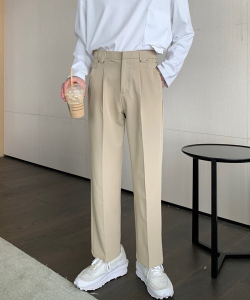 NOWLE（ノウル）の「【NOWLE】サイドベルト シングルタック セミワイド スラックス（スラックス・メンズ・ブラック/ベージュ/ホワイト・SMALL/MEDIUM/LARGE）」の3枚目の写真