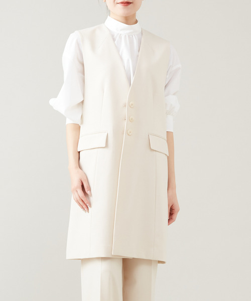 Tiara(ティアラ)の「シングルノーカラージレ(セットアップ対応)(ベスト・レディース・ネイビー/ベージュ・FREE)」の1枚目の写真