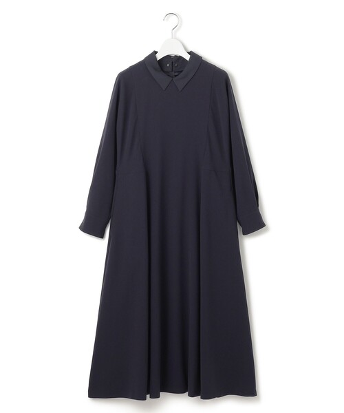 23区 L(ニジュウサンクオオキイサイズ)の「【VERYコラボ】トリアセダブルジョーゼット つけ襟 ボウタイワンピース(ワンピース・レディース・ベージュ系/ネイビー系・44/46/48/50)」の14枚目の写真
