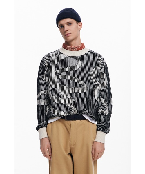 Desigual（デシグアル）の「フローラルストライプニットセーター　ブラック（ニット/セーター・メンズ・ブラック・XL/M/S/L）」の5枚目の写真