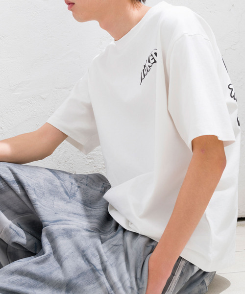 JUNRED(ジュンレッド)の「【Chocomoo×JUNRED】コラボTシャツ(Tシャツ/カットソー・メンズ・ホワイト/チャコールグレー・M/S/L)」の3枚目の写真
