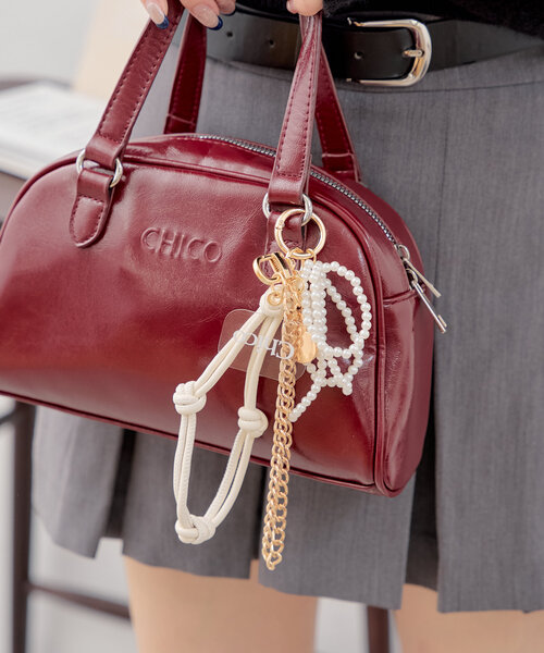 Chico(チコ)の「リボンパール付きコードチャーム(その他小物・レディース・アイボリー/ブラック/ブルー・FREE)」の22枚目の写真