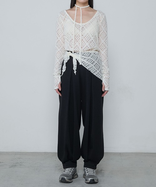 le ELMi（ルエルミ）の「Relaxing tucked cut sweatpants / リラクシングタックカットスウェットパンツ（スウェットパンツ・レディース・グレー/チャコールグレー/ブラック/アイボリー・FREE）」の21枚目の写真